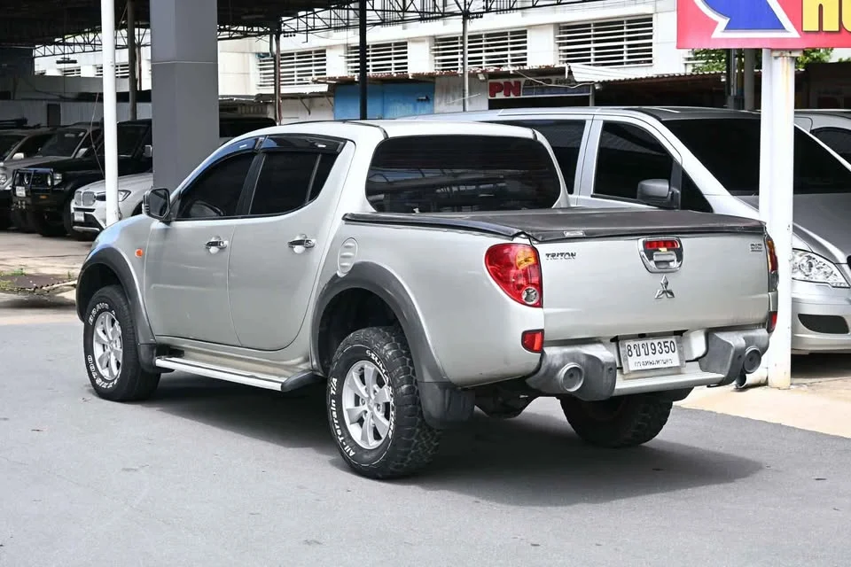 2007 Mitsubishi Triton IV 2