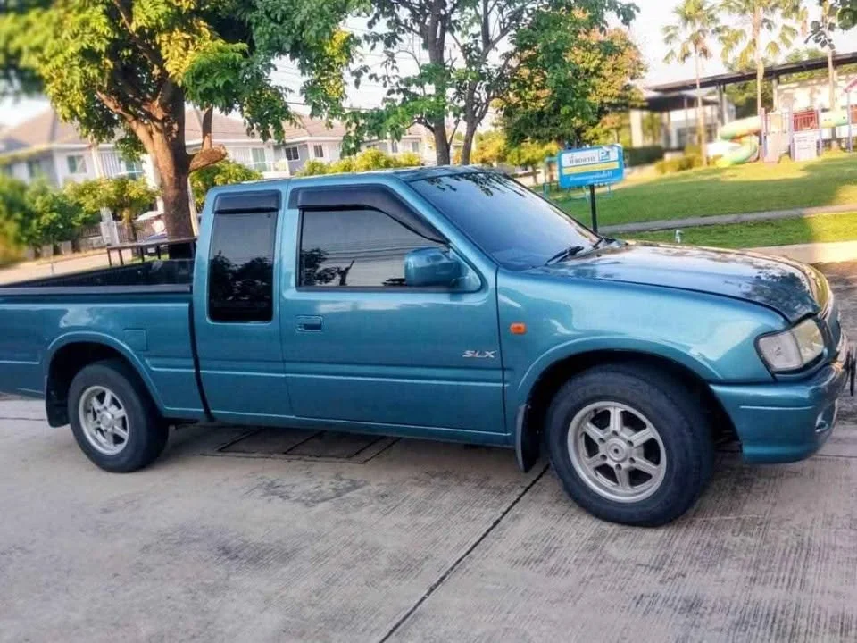 2002 Isuzu Faster Dragon Eyes III 2