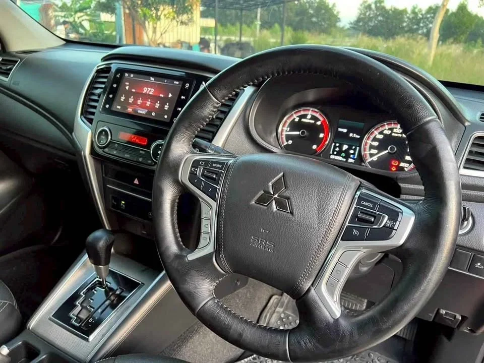 2022 Mitsubishi Triton V 2