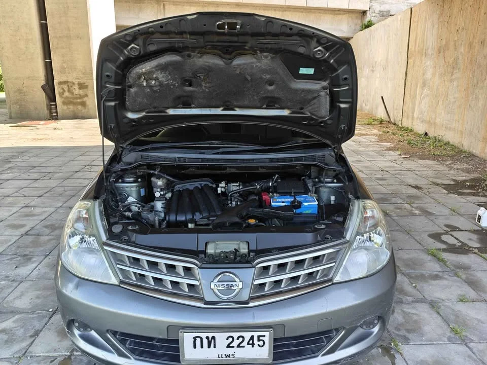 2010 Nissan Tiida I (C11) 3