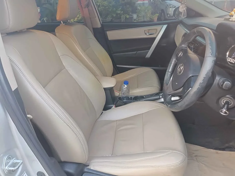 2014 Toyota Corolla Altis XI (E170) 3