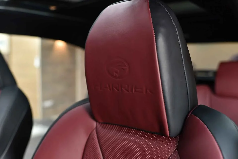 2015 Toyota Harrier III 3