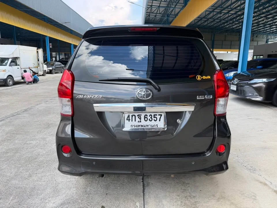 2012 Toyota Avanza II 3