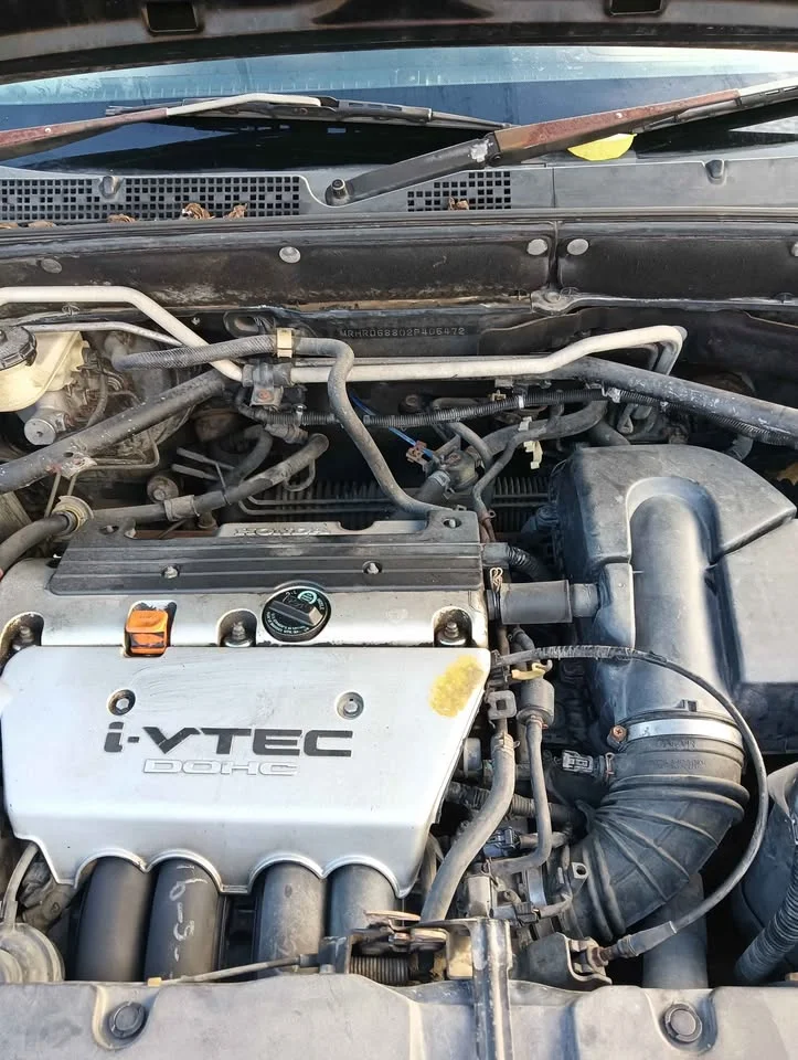 2004 Honda CR-V II 3