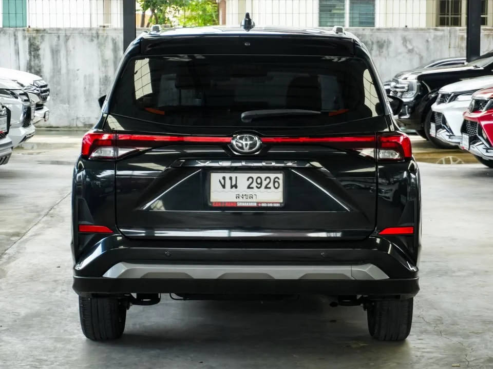 2023 Toyota Veloz III 2