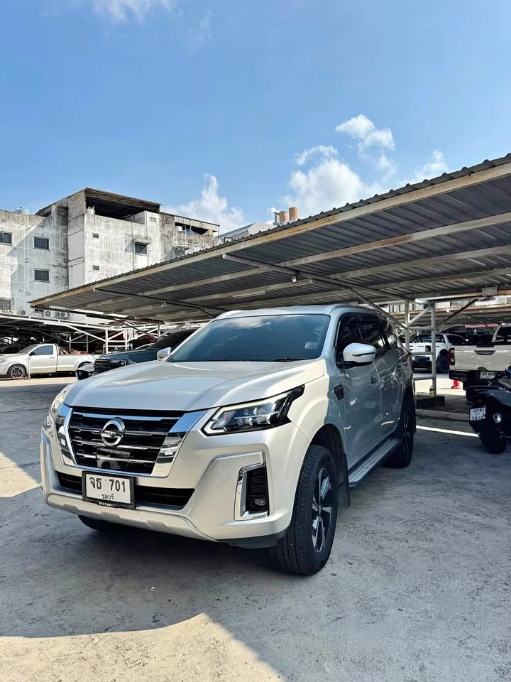 Nissan Terra 3