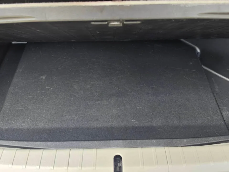 2011 Toyota Prius III 2