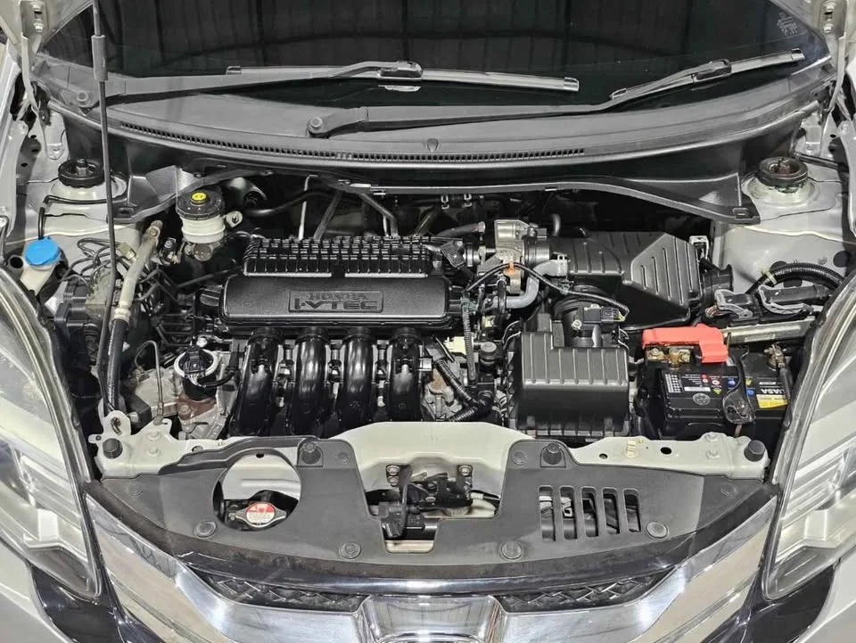 2016 Honda Mobilio II 3