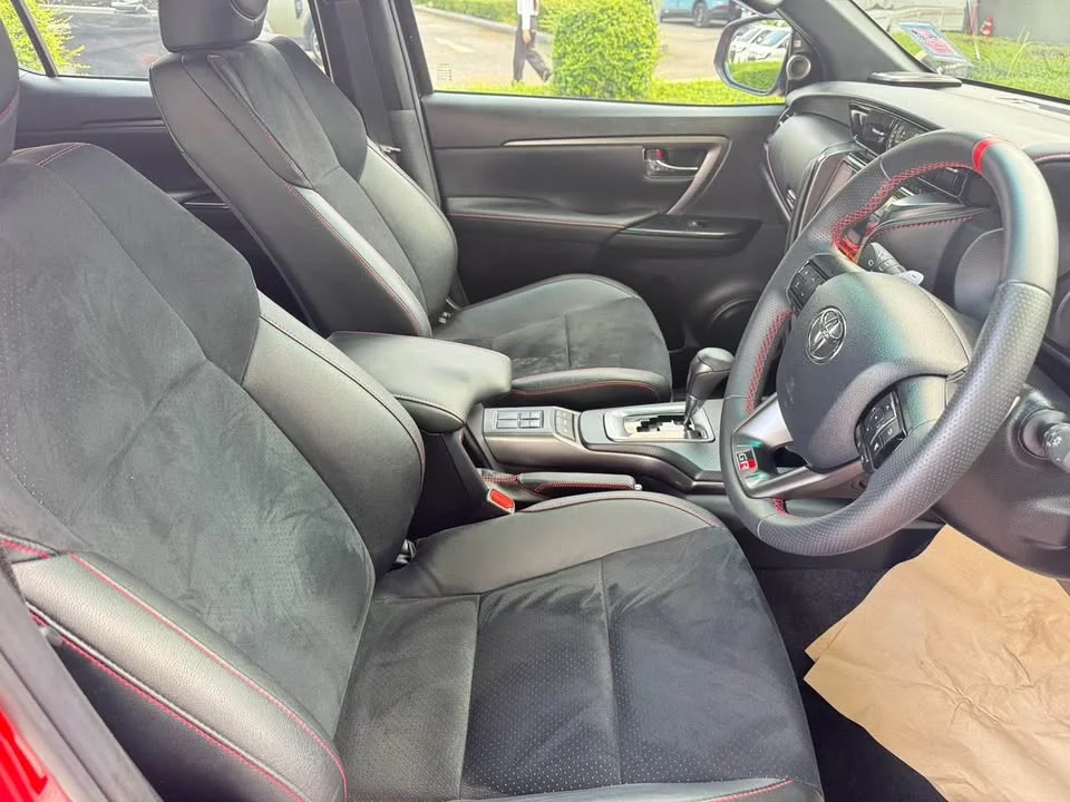 2024 Toyota Fortuner II 3
