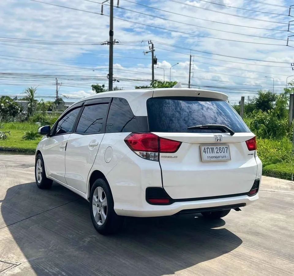 2015 Honda Mobilio II 3
