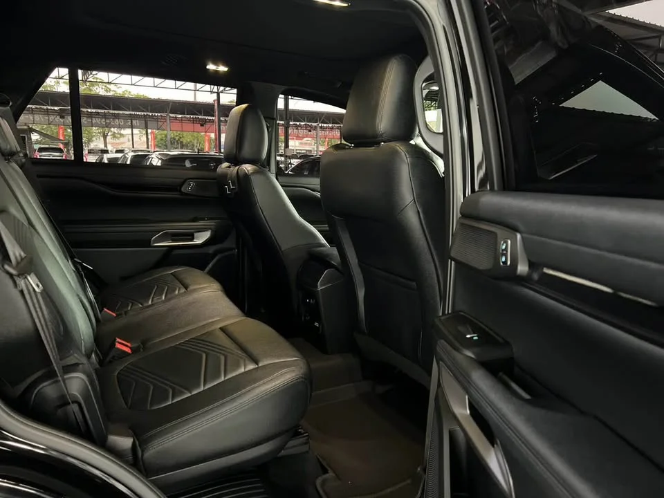 2022 Ford Everest III 2
