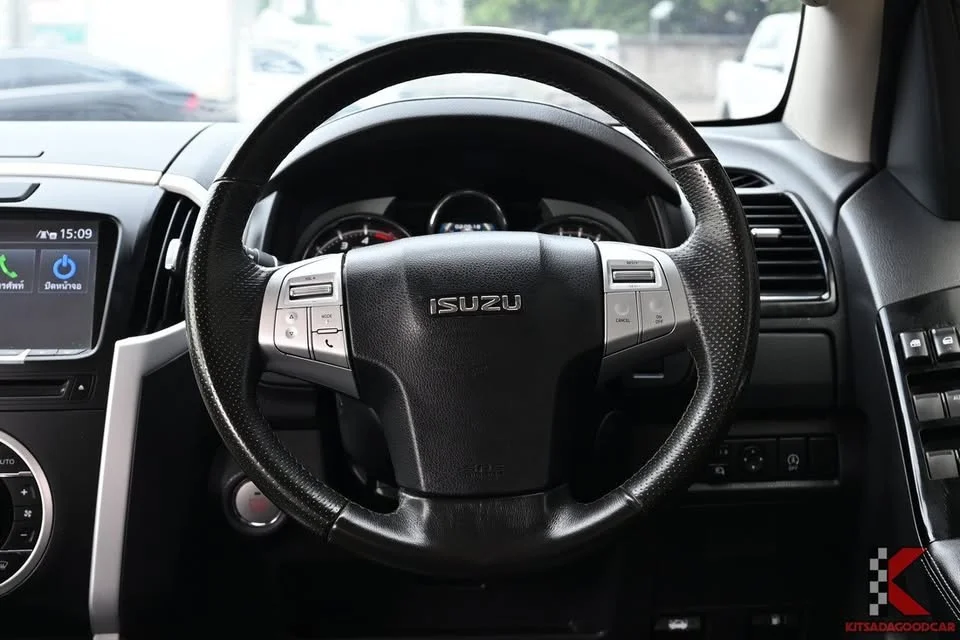 2019 Isuzu MU-X I 3