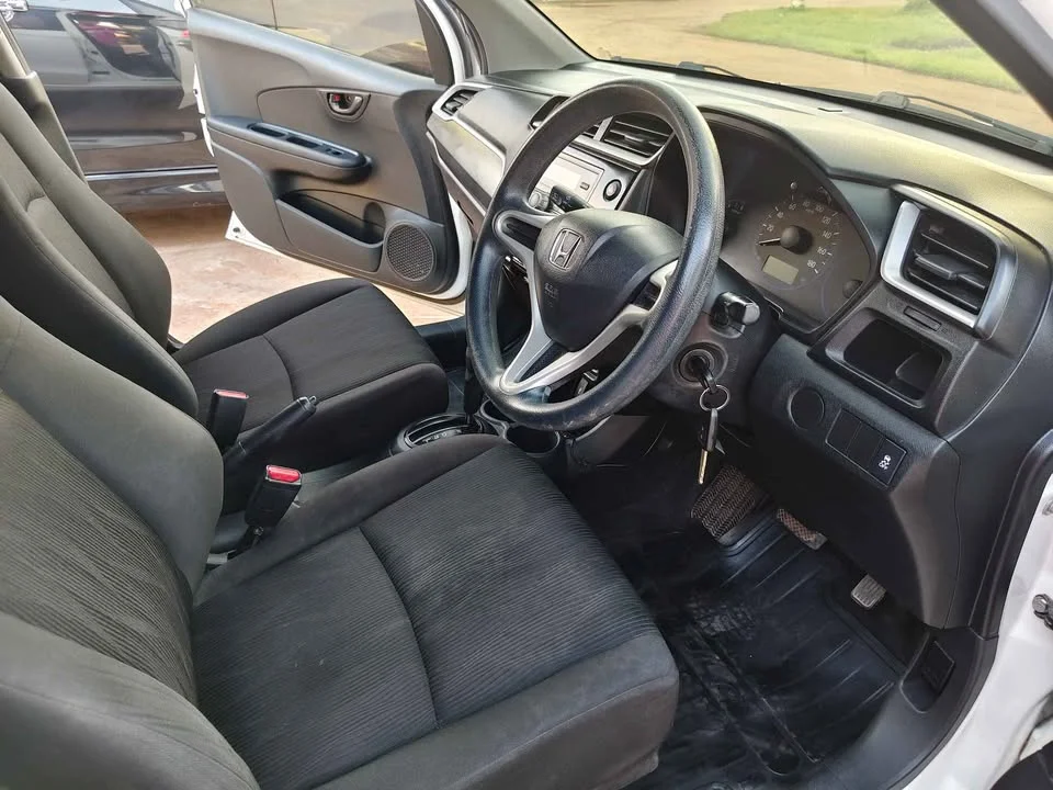 2017 Honda Mobilio II 2