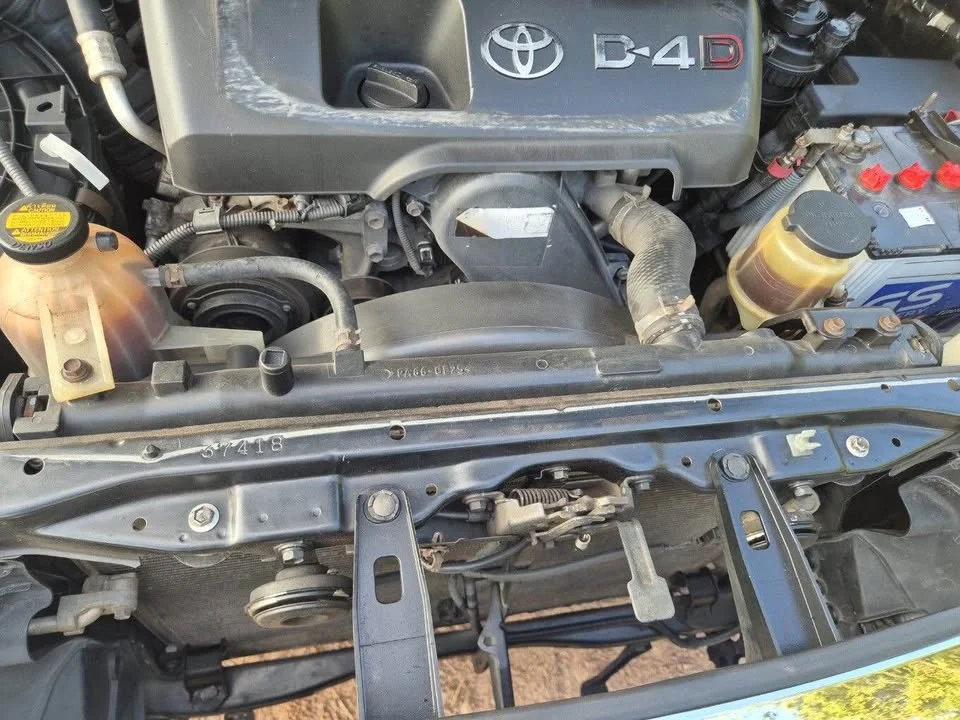 2012 Toyota Hilux VII 2