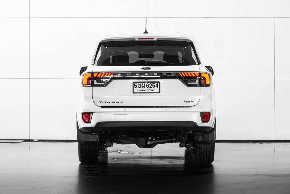 2023 Ford Everest III 3