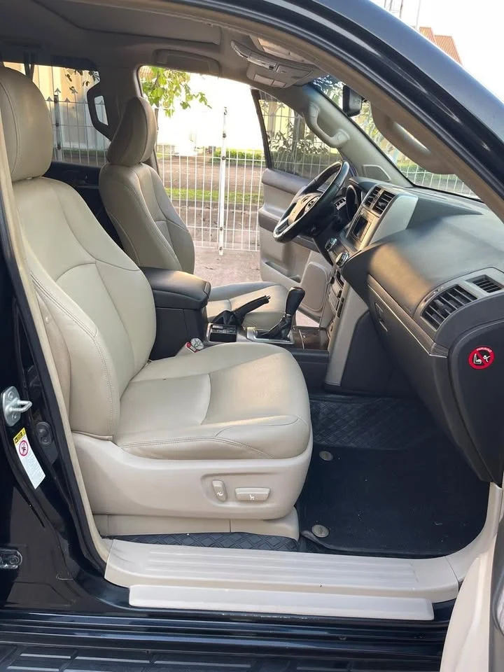 2013 Toyota Land Cruiser Prado J150 2