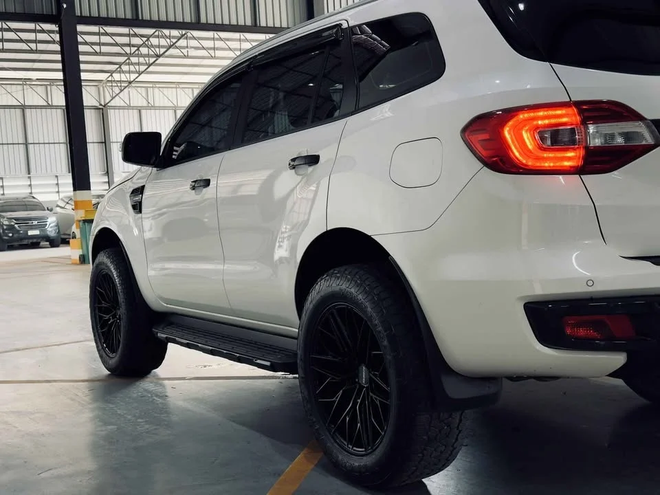 2021 Ford Everest II 3