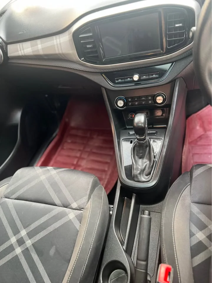 2021 MG 3 II 3