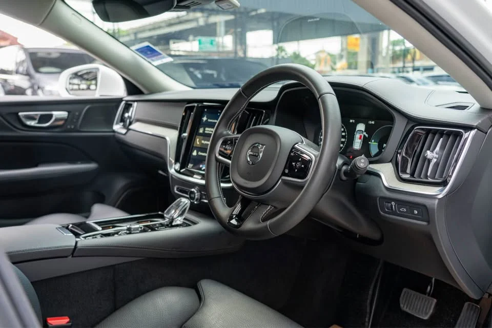 2020 Volvo V60 II 3