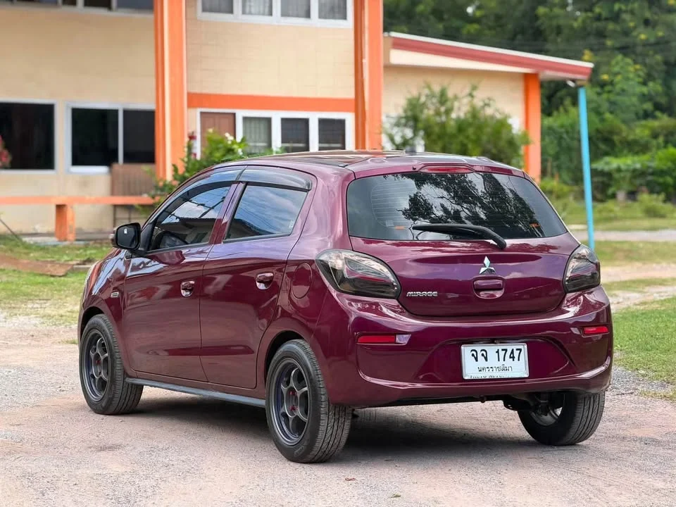 2019 Mitsubishi Mirage VI 3