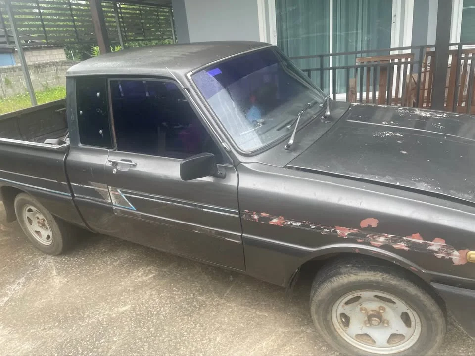 1999 Mazda B-series (Familia) III 3
