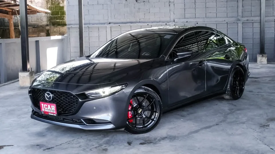 2020 Mazda 3 IV 3