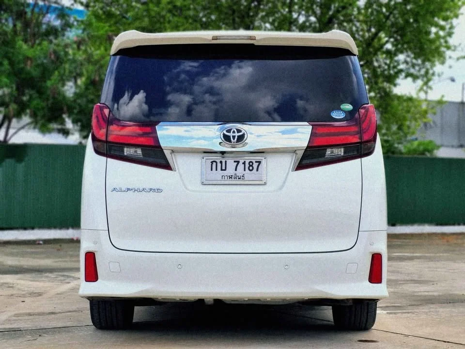 2015 Toyota Alphard, Vellfire III (AH30) 3