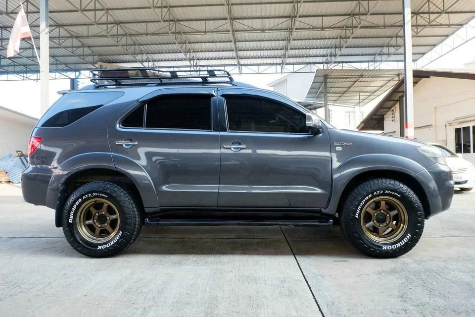 2008 Toyota Fortuner I 3