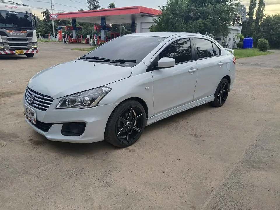2015 Suzuki Ciaz 2