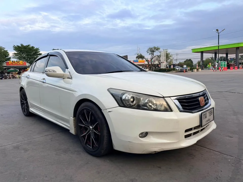 2010 Honda Accord VIII 2