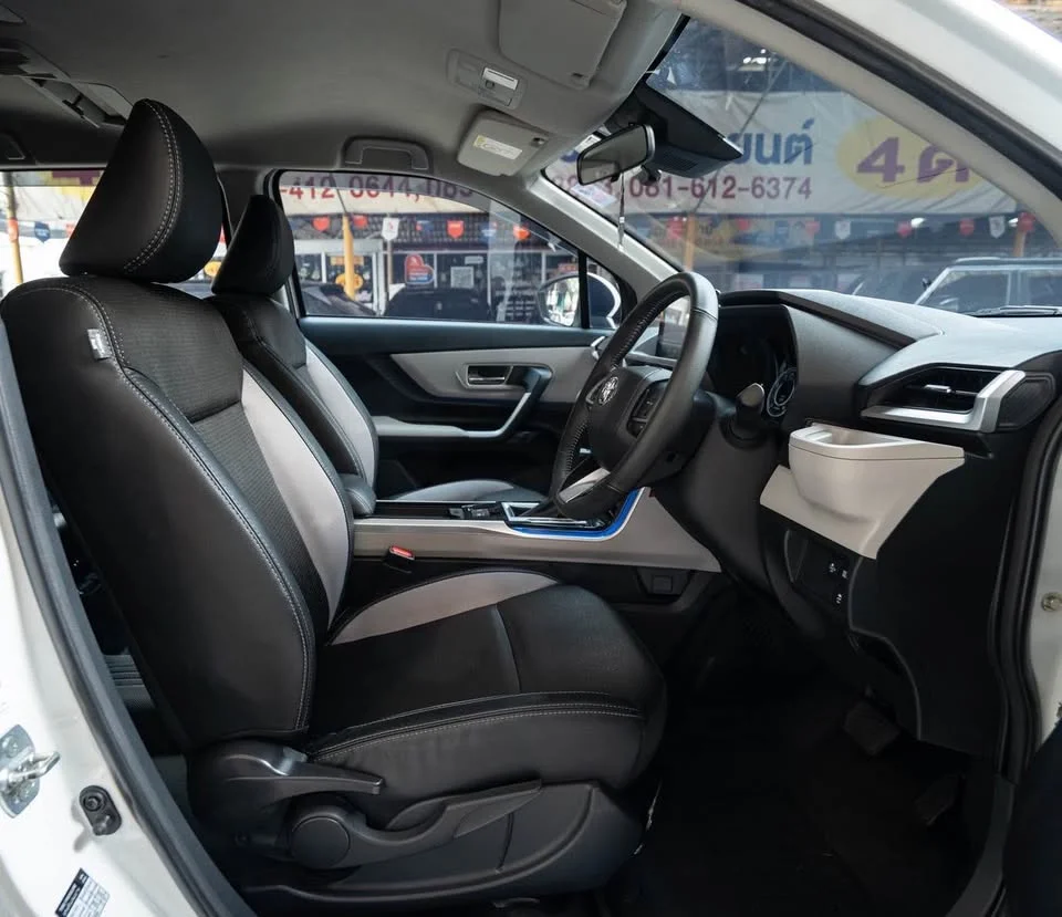 2023 Toyota Veloz III 2