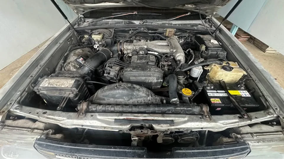 1990 Toyota Crown VIII (S130) 2