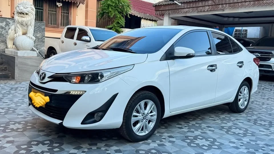 2020 Toyota Yaris ATIV III 3