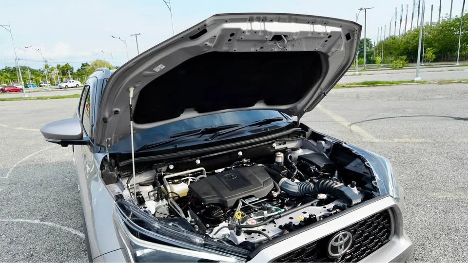 2025 Toyota Yaris Cross AC200 2
