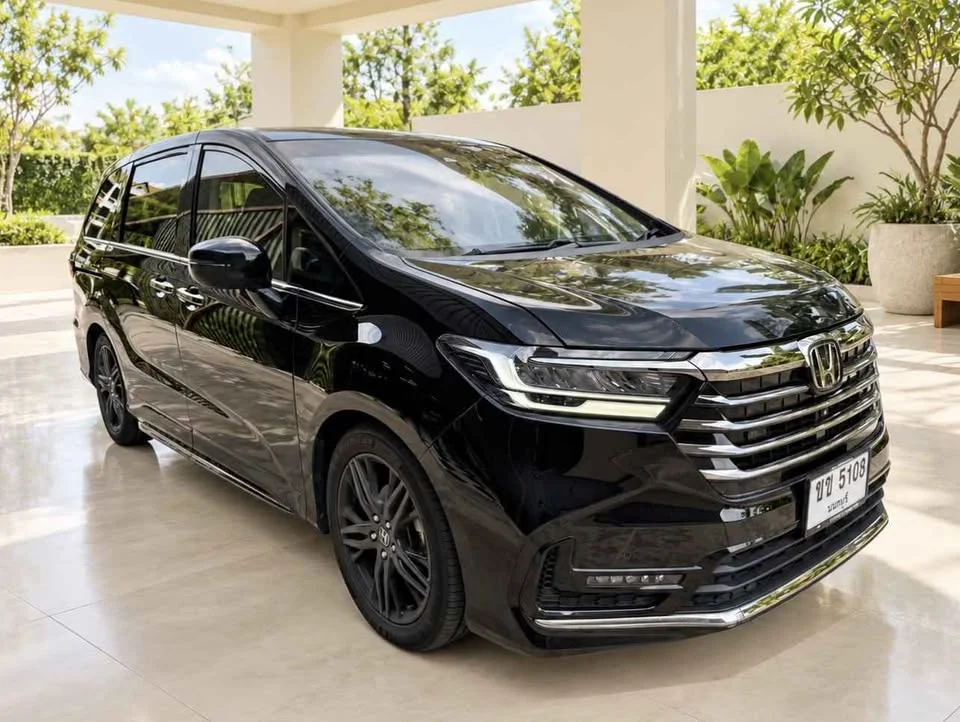 2022 Honda Odyssey V 2