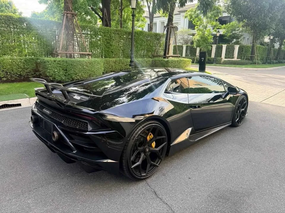 2018 Lamborghini Huracan 2