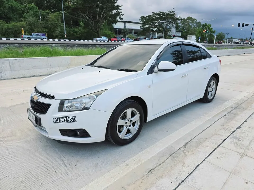 2013 Chevrolet Cruze I 3