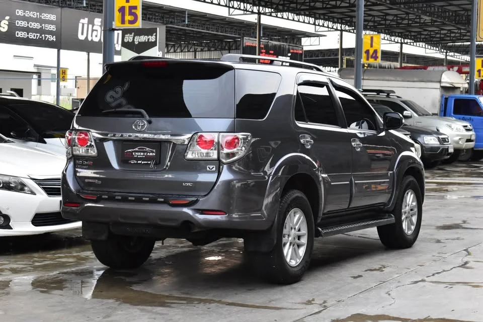 2013 Toyota Fortuner I 2