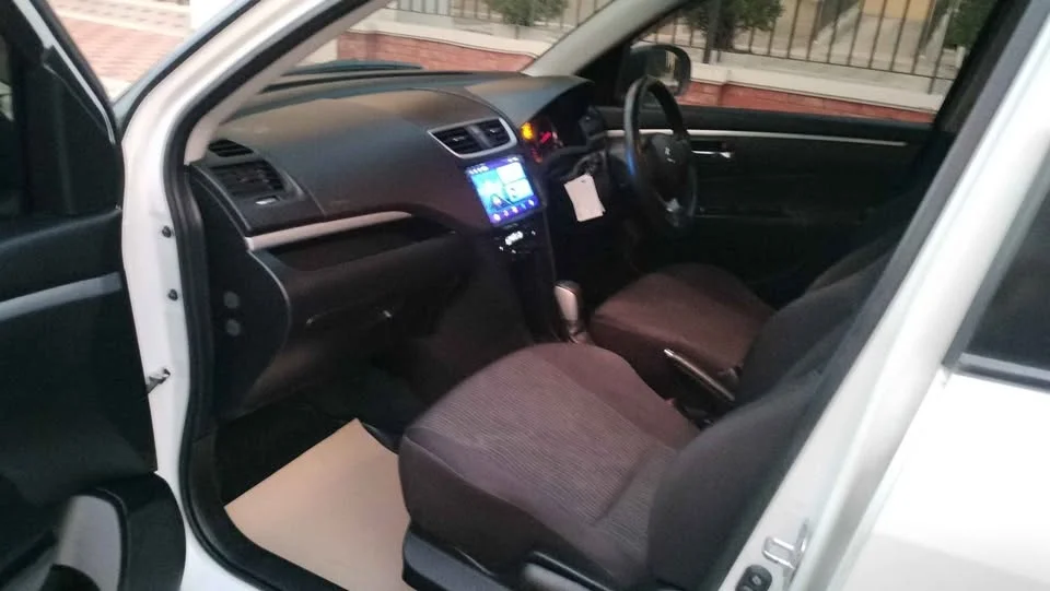 2013 Suzuki Swift II 2