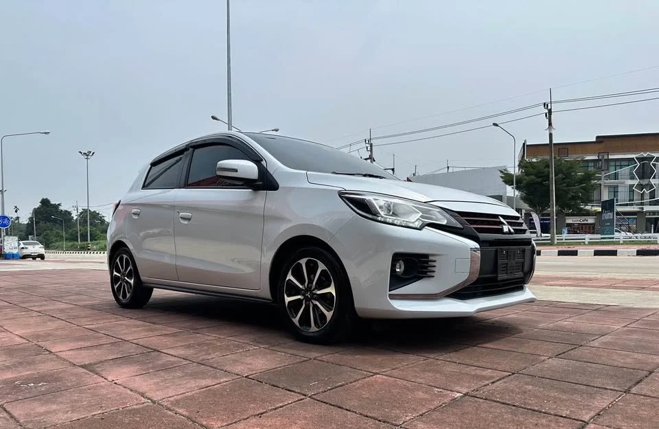 2021 Mitsubishi Mirage VI 3