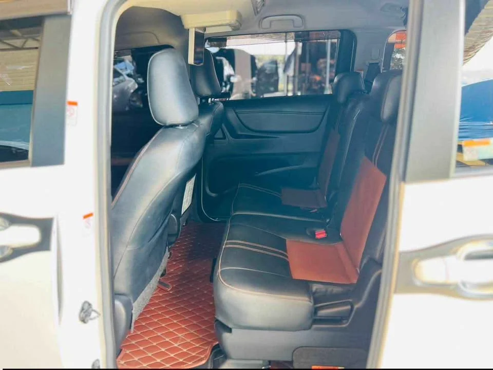 2019 Toyota Sienta II 2