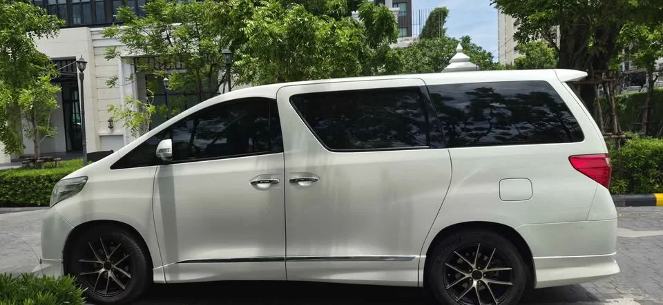 2012 Toyota Alphard, Vellfire II (AH20) 3