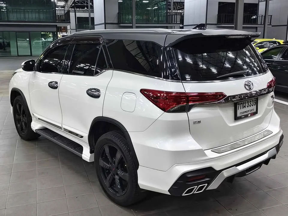 2018 Toyota Fortuner II 3