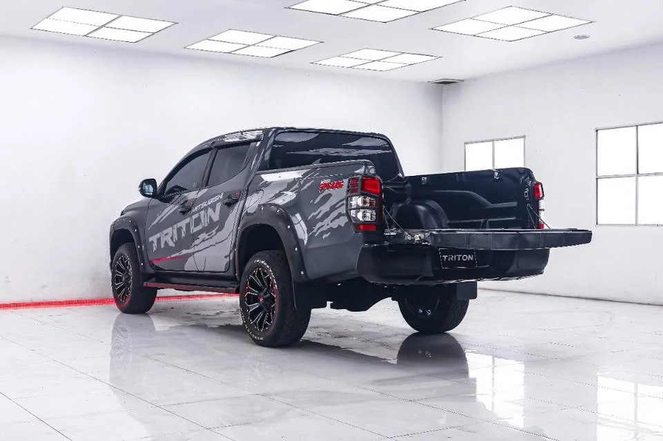 2022 Mitsubishi Triton V 2