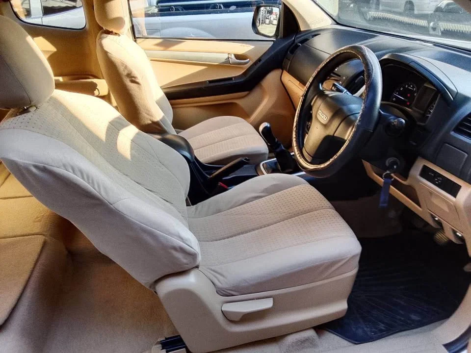 2013 Isuzu D-Max II (RT) 2