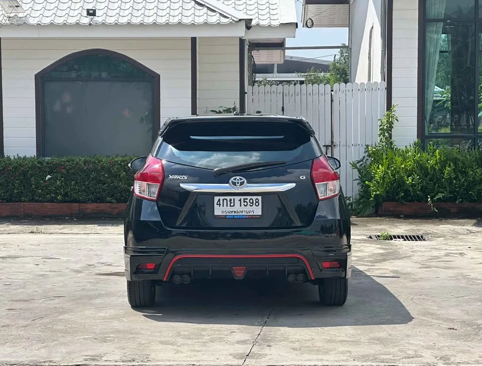 2015 Toyota Yaris III 3