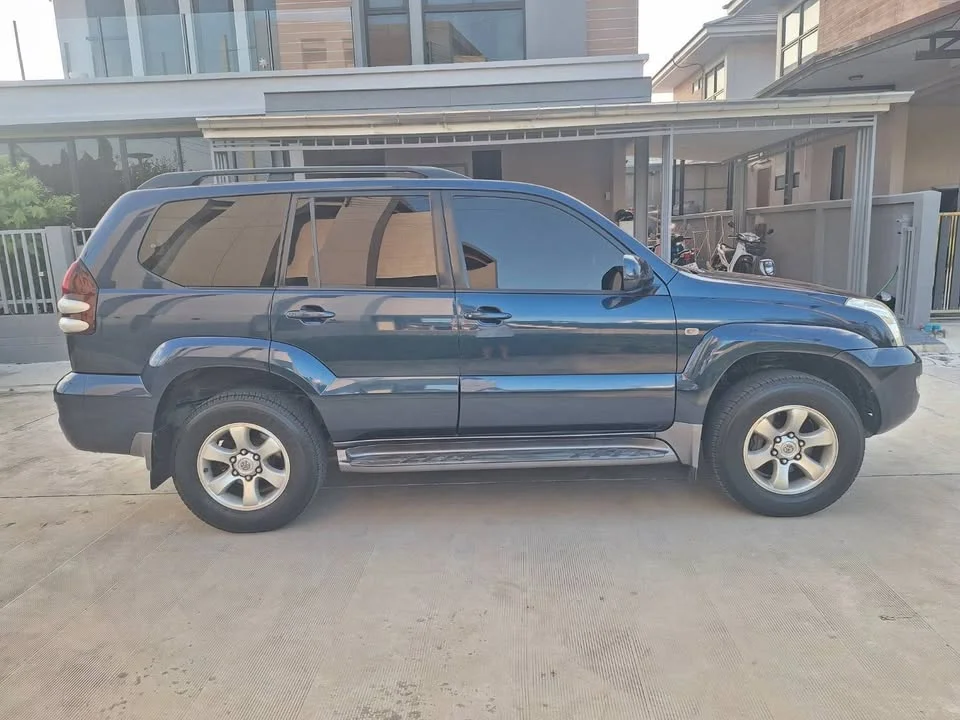 2004 Toyota Land Cruiser Prado J120 3