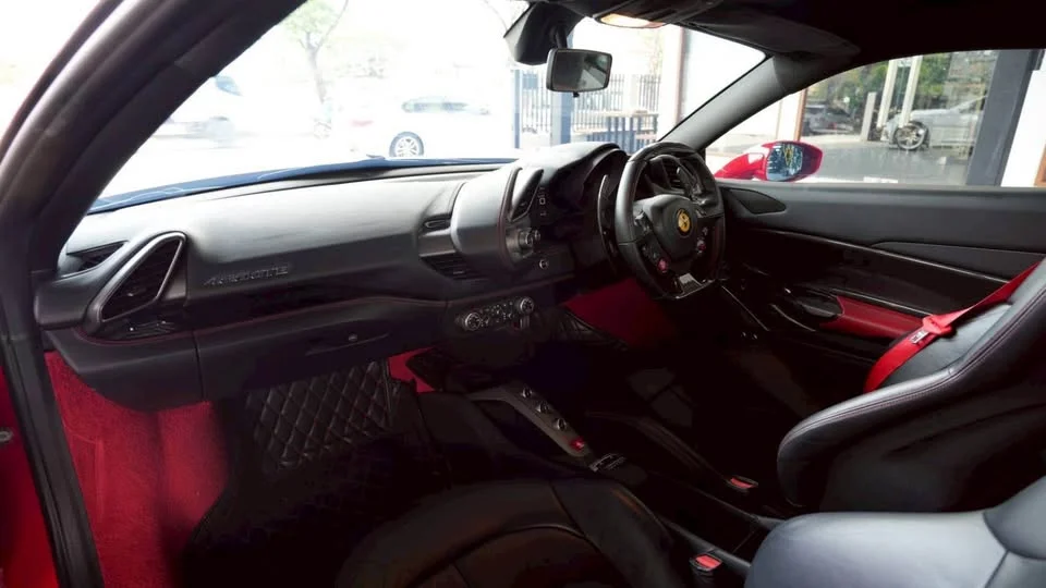 2016 Ferrari 488 2