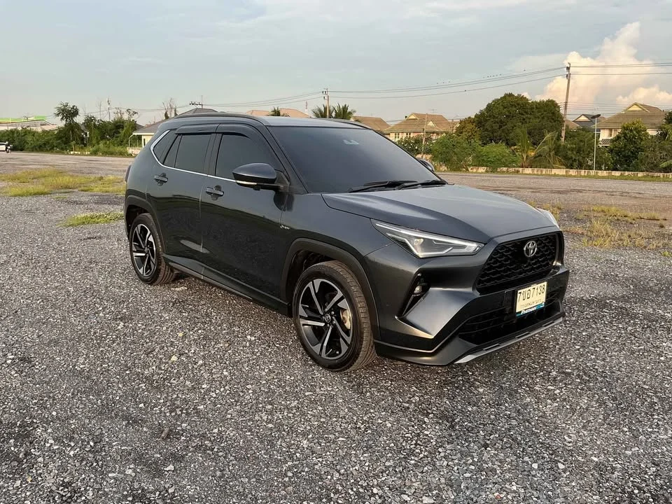 2023 Toyota Yaris Cross AC200 3