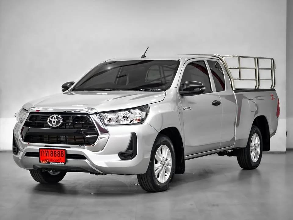 2022 Toyota Hilux VIII 3